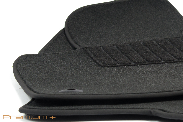 Коврики текстильные "Премиум+" для Infiniti Q70 (седан / Y51) 2013 - 2018, черные, 4шт.